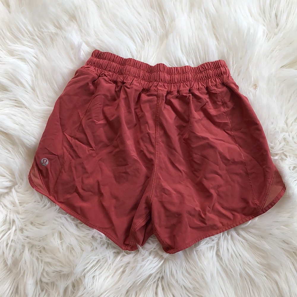Lululemon Hotty Hot shorts